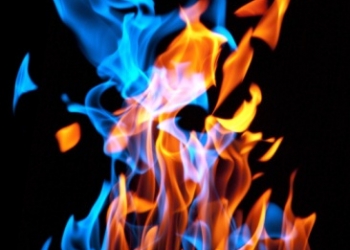 המכשפות שעל המוקד, וכלל החטאים המשלימים