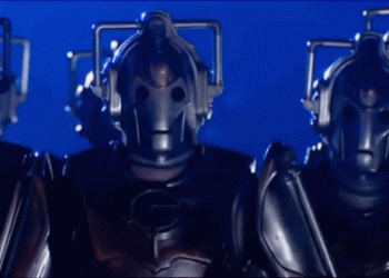 סטלין ולנין מכים שוב: מלחמה בשם המוסר. כיצד ניתן להתמודד ולנצח בה?