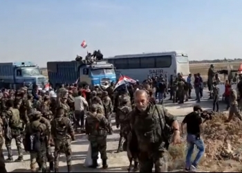 הקרב המרתק הבא: על צומת תל תמר, ראו את חיילי בשאר מובלים במשאיות להובלת בקר, ונערכים. לחצו