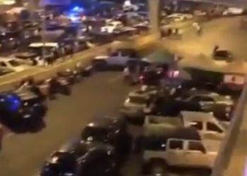 מרי אזרחי: לבנון מתפרקת, במרד של התושבים. צפו איך הם חוסמים במכוניות את הכבישים: