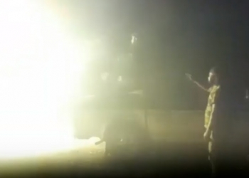 תקיפה לילית של מורדים סונים בסיס של בשאר, מרחק ק”מ בודדים מבסיס חמימים הרוסי. צפו: