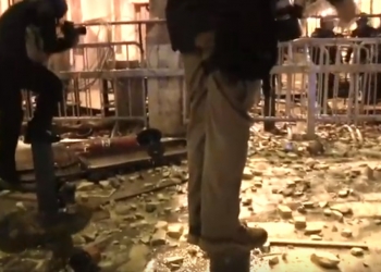 פרעות בביירות, בניין משרדים נבזז, התפרעויות קשות. מאות פצועים. צפו: