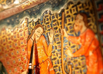 מבצע ההנחה המסורתי לפסח – דווקא ולמרות הכל. על שפל, וגאות: