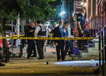 משטרת ניו יורק ננטשת, העיר חוזרת לשנים האפלות. מה קורה שם?