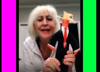 אזהרת צפייה לאנשים הנורמליים, כמונו: הפרוגרסיבים בארה”ב מתחרפנים לקראת הבחירות. סרטון שהכנו לכם, משעשע: