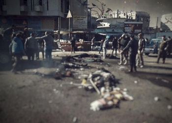 זוועה: שני מחבלים מתאבדים בלב שוק הומה בבגדאד, עשרות הרוגים ופצועים. צפו: