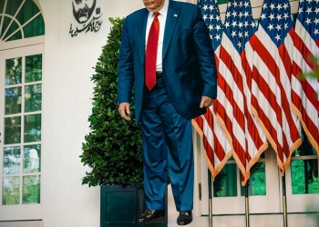 אירועים חמורים: האם ארה”ב קורסת מבפנים, ומי אשם?