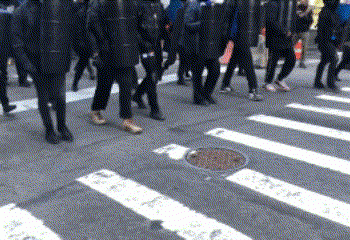 ניתוק רשת פרלר היום – המקביל לשריפת הספרים. ומי ערך מצעד איומים ברחובות מנהטן?