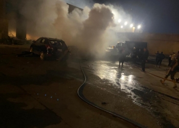 דרמה בבגדאד: שלוש רקטות לעבר השגרירות האמריקנית, שתיים נחתו בפנים: