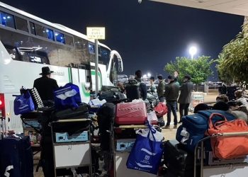 למרות שדות התעופה הנעולים – 900 עולים נוחתים בבת אחת. מאיפה הם באים?