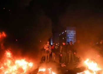 דרמה: ל”לבנון” נגמר המטבע הזר, הפגנות המוניות. צפו במכות על חלב: