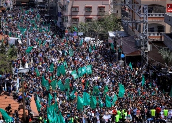 הפגנות ענק בעזה נגד עבאס, בשל ביטול ה”בחירות”. חמאס בהודעה רשמית: זו הפיכה