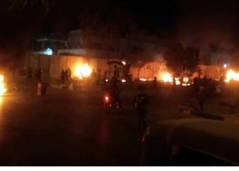 בולמים את איראן בירושלים ובכרבלא: מפגינים זועמים מעלים את הקונסוליה של איראן באש. למה?