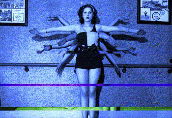 ב ק ר ו ב של ד”ר גיא בכור, לחברי מועדון ג’יפלאנט פריים: הנשיקה האחרונה של אשת העכביש?