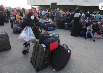 התחדשה ה”נכבה” השקטה מרצועת עזה: מעבר רפיח שוב נפתח. כמה עוזבים?