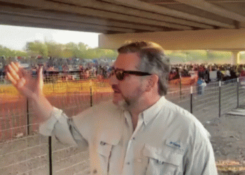 איסלום אמריקה: כמה “פליטים” אפגנים תקלוט ארה”ב בשנה הקרובה? לשבת לפני שפותחים את הידיעה: