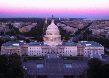 סטירת לחי איומה לתיזת “אמריקה מתרחקת מישראל”. באיזה רוב מהמם אושר מענק כיפת ברזל לישראל?