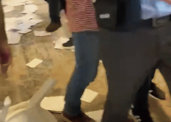 רמז מר לבאות: כך זייף חיזבאללה את הבחירות לאגודת רופאי השניים ב”לבנון”. צפו בכיאוס: