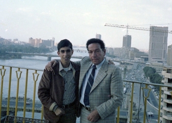 איש הניגודים: הפרשן לענייני המזה”ת, שאול מנשה, הלך לעולמו: