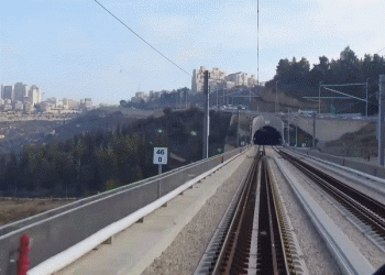 כמה מאמץ עד שקו הרכבת לירושלים חולץ מידי הפקידים. נסיעה בקו המלהיב: