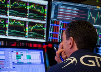 בשורות כלכליות מרות תוקפות את ביידן עם נחיתתו. הנושא “שלנו” לא מעניין בעולם