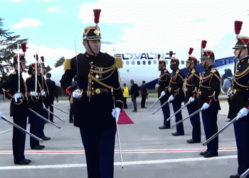 החרב נשברה שוב: צרפת המוסתרת, והמפחידה? מה הם מסתירים?