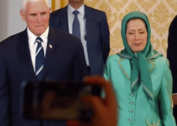 כמעט מלחמה בין איראן לאלבניה, וניתוק יחסים. מה קרה שם, ומהי המעורבות האמריקאית?