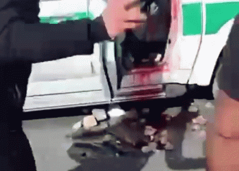 בלעדי: יום ששי השחור של המשטר האיסלאמי באיראן. כבר מפילים את פסלי קאסם סולימאני?