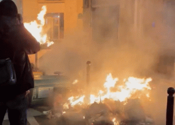 צרפת בלהבות: על פרעות הפנסיה, והאם המצב יוצא מכלל שליטה?