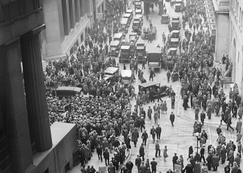 מתעדכן: סוכנות הדירוג מודי’ס מורידה בהפתעה את דירוג הבנקים בארה”ב מ”יציב” ל”שלילי”. השווקים בעולם הפסידו כחצי טריליון דולר