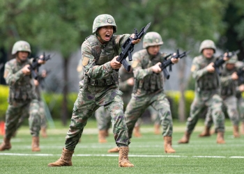 הצבא הסיני מול חופי פלורידה? ארה”ב ממשיכה להסתבך?