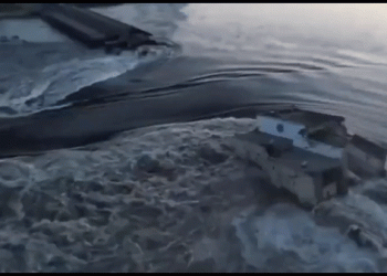 באחד המהלכים המטורפים של המלחמה: מי פוצץ את הסכר הענק על נהר הדנייפר, ומה הסכנה?