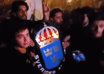 תיעוד מיוחד: ההמון המוסת פרץ אל שגרירות שוודיה בבגדאד, בזז, החריב, ושרף אותה? ומה הלקחים?