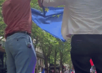 הכירו את הפרקזיט (Frexit): הפגנות בכל רחבי צרפת לנטישת “האיחוד האירופי”?