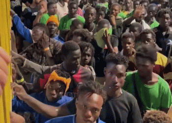 מראות מדהימים בשערי אירופה. שוב שנת שיא בפלישה?